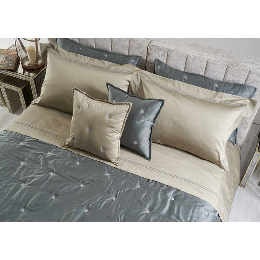 Api Light grey
